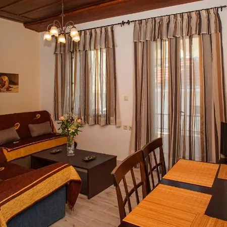 Argyro House Ii Lejlighed *